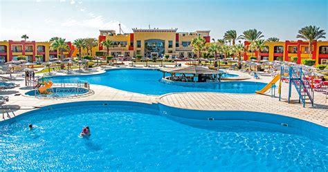 hotel casa blue beach resort.